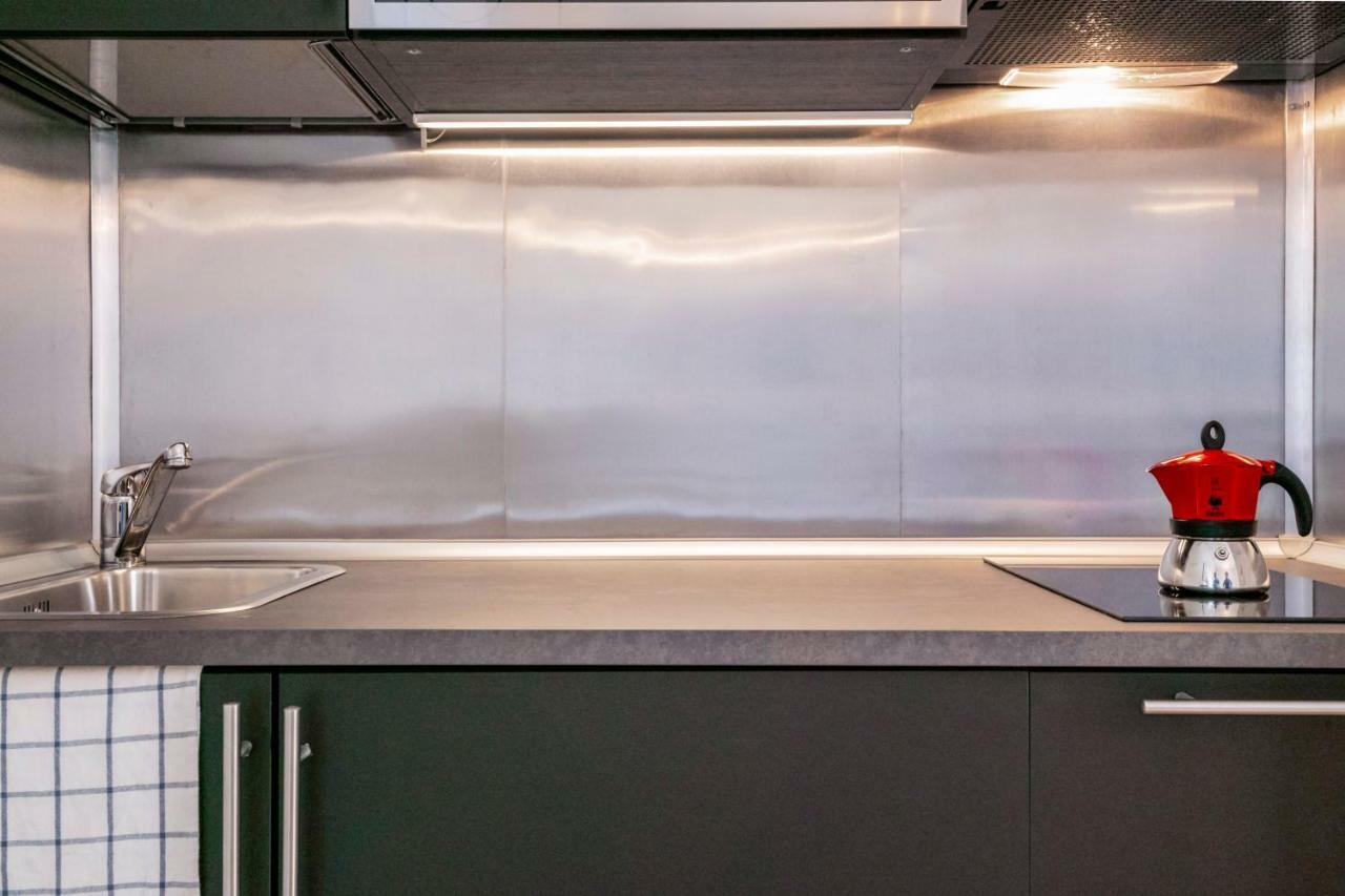 Appartement Primopiano - Giambellino à Milan Extérieur photo