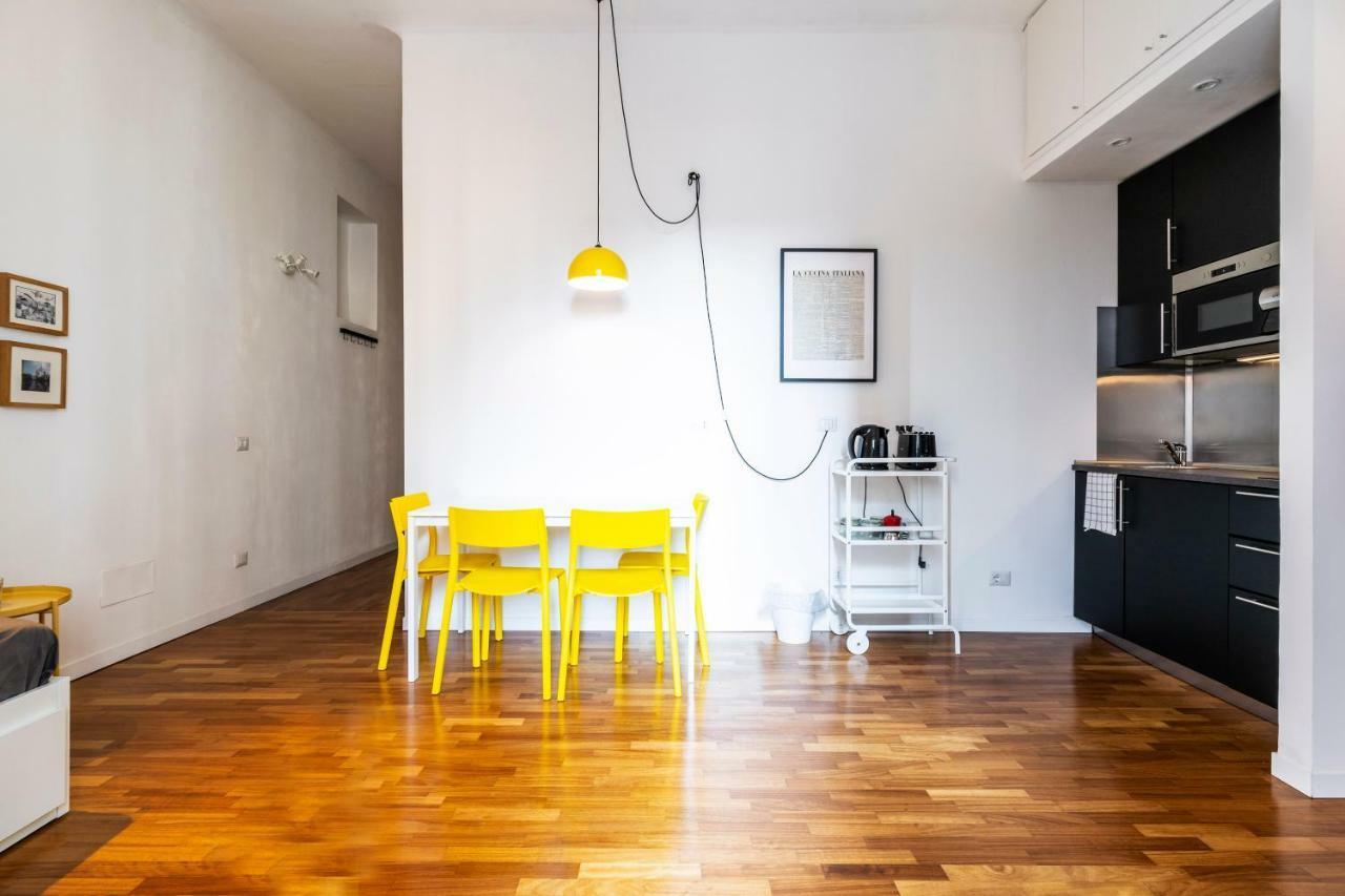 Appartement Primopiano - Giambellino à Milan Extérieur photo