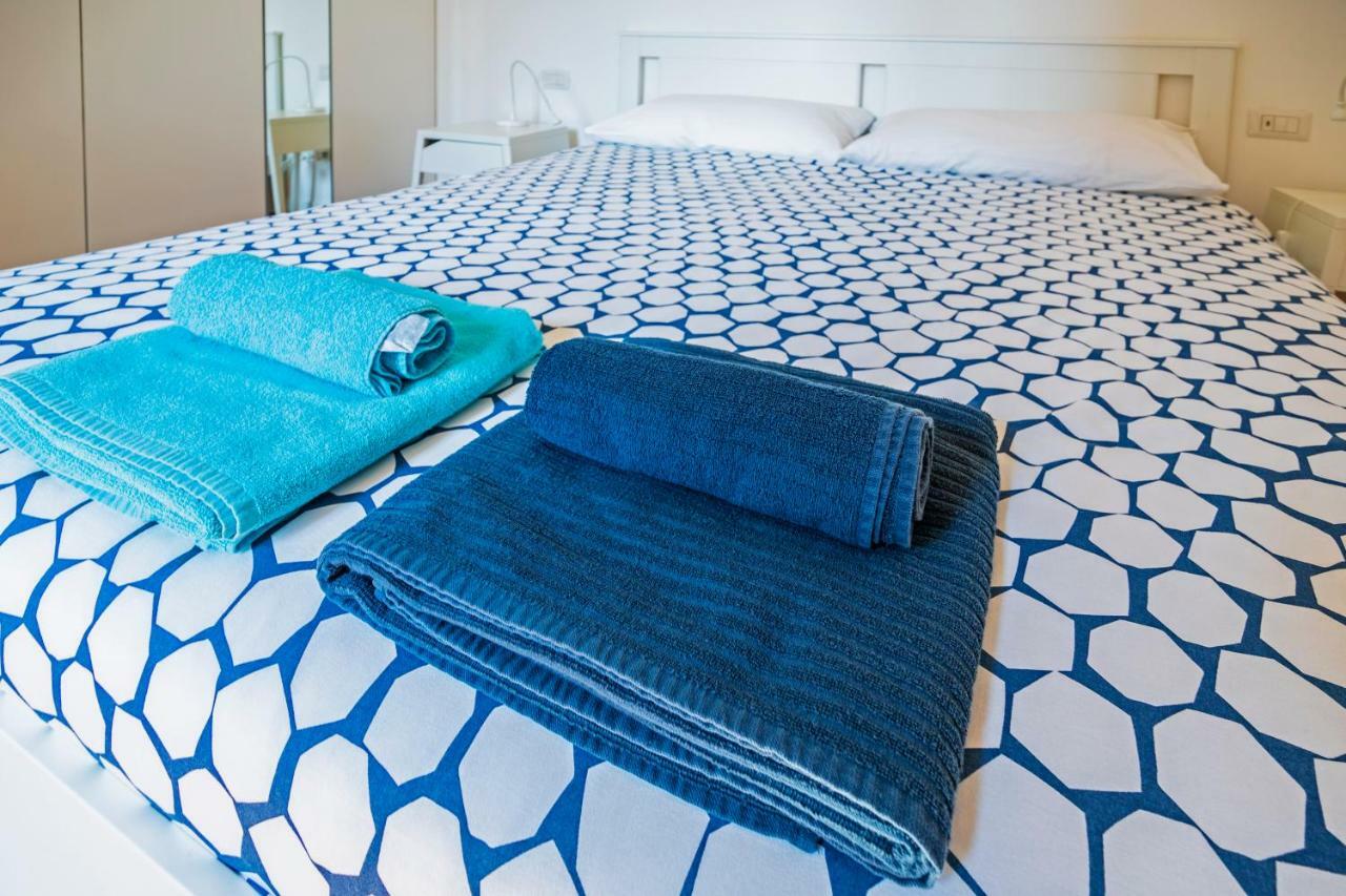 Appartement Primopiano - Giambellino à Milan Extérieur photo