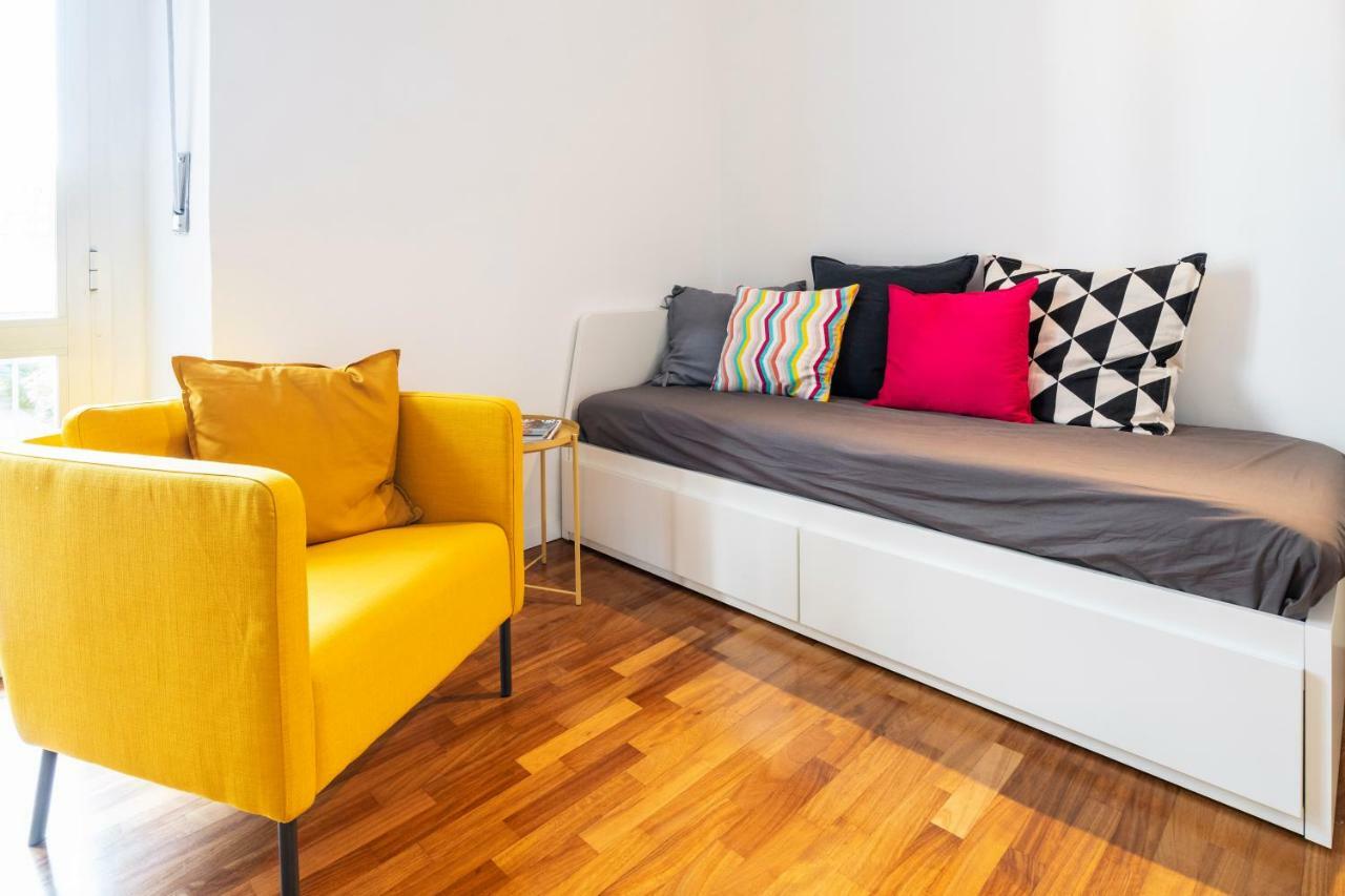 Appartement Primopiano - Giambellino à Milan Extérieur photo